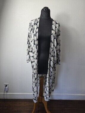 Loft Black and White Leaf Print Modal Duster. Cover Up Beach Days